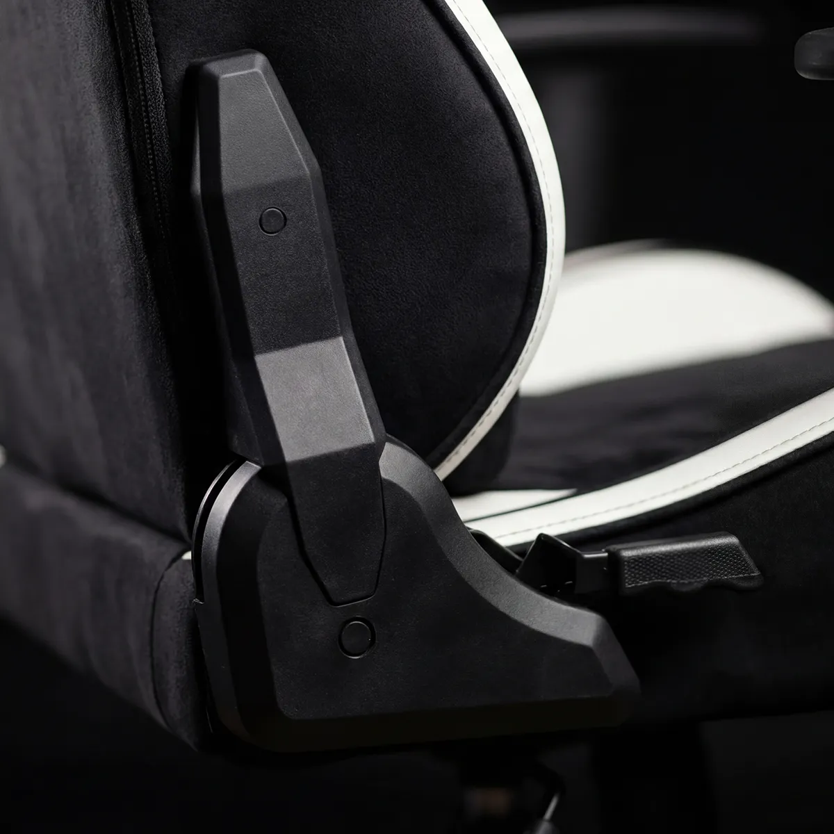 ROFTH G7 Deluxe Series Obsidian White Premium Oyuncu Koltuğu 9 ROFTH G7 Deluxe Series Obsidian White Premium Oyuncu Koltuğu - Görsel 9